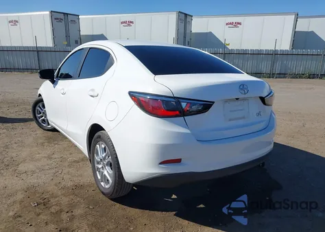 2016 Scion Ia из США, поврежденный, VIN 3MYDLBZV4GY138564